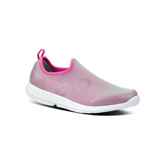 OOFOS Women's OOmg Sport Low Shoe in White/Fuschia