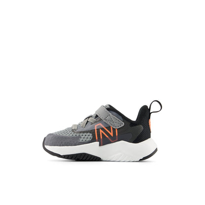 New Balance Kid's Rave Run v2 Bungee Lace with Top Strap in Slate Grey with Black and Tangerine Heat