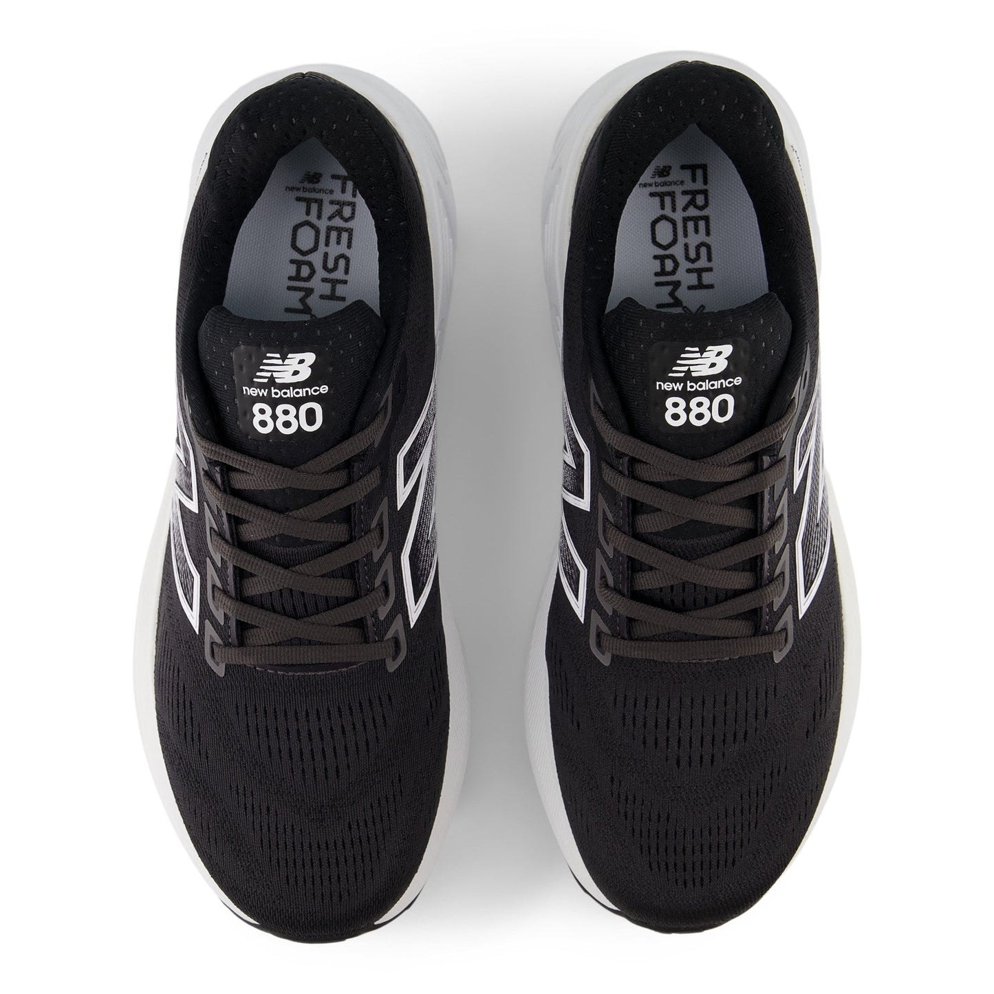 New Balance Men's Fresh Foam X 880v15 in Black with NB 103 White and Reflection