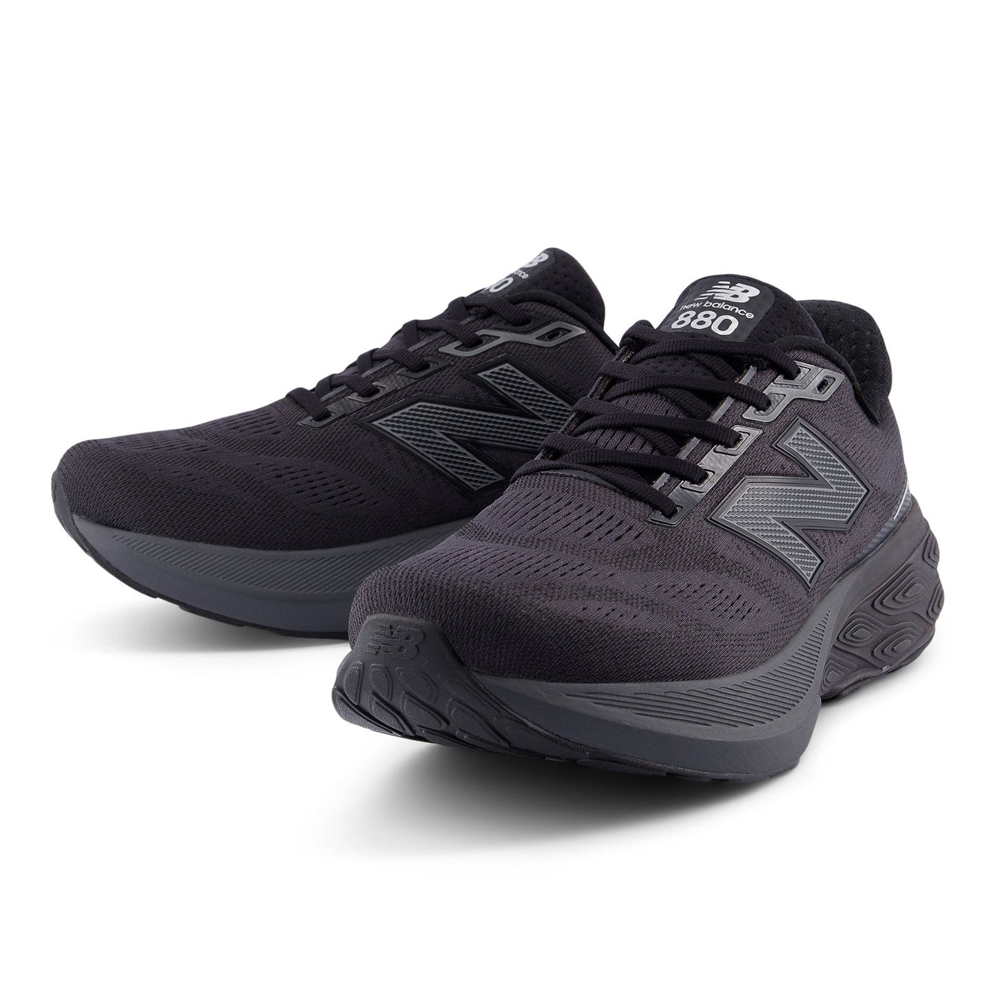 New Balance Men's Fresh Foam X 880v15 GORE-TEX® in Black with Castlerock and Silver Metallic