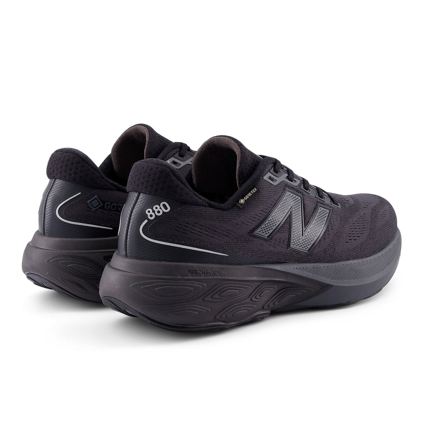 New Balance Men's Fresh Foam X 880v15 GORE-TEX® in Black with Castlerock and Silver Metallic