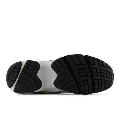 New Balance Men's ML725V1