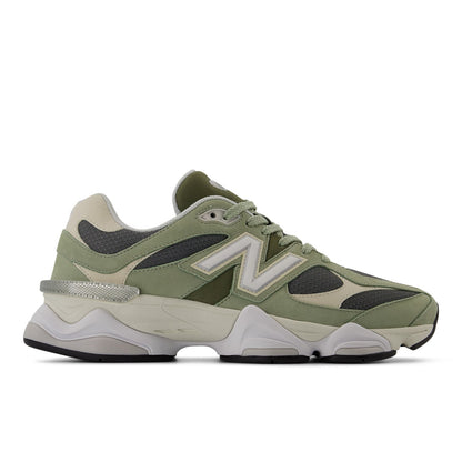 New Balance Unisex 9060 in Garter Snake/Castlerock