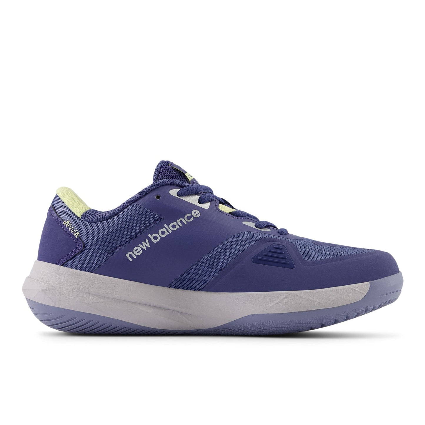 New Balance Women's FuelCell 796v4