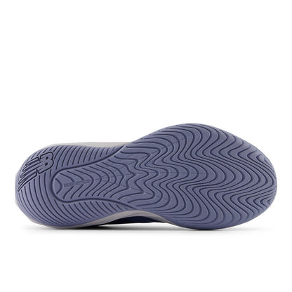 New Balance Women's FuelCell 796v4
