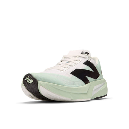 New Balance Women's FuelCell Rebel v4