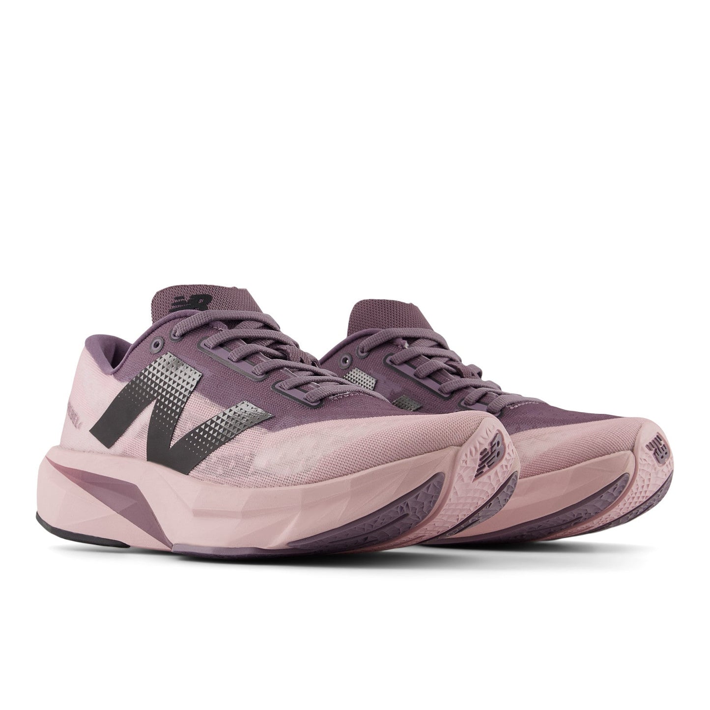 New Balance Women's FuelCell Rebel v4