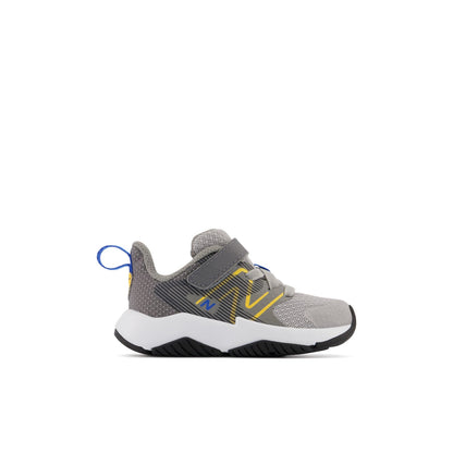 New Balance Kids' Cribs & Toddlers Rave Run in Rain Cloud W Vibrant Apricot & Marblehead