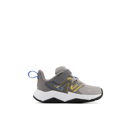 New Balance Kids' Cribs & Toddlers Rave Run in Rain Cloud W Vibrant Apricot & Marblehead